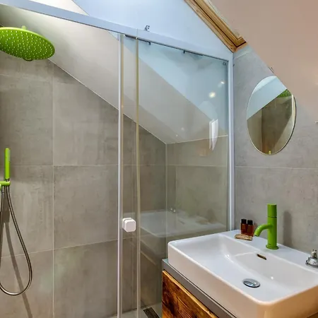 Modern Luxury Badi With Sauna - Happy Appartamento *